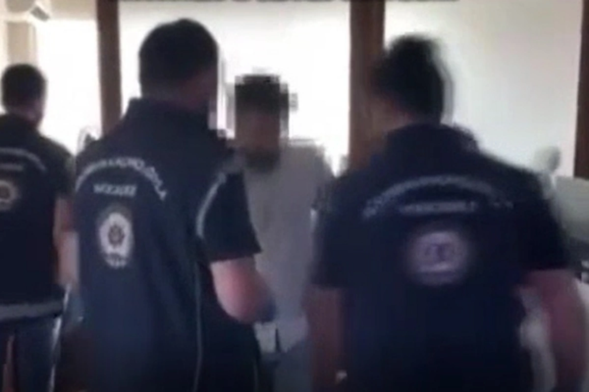 İstanbulda saxta sənəd hazırlayan azərbaycanlı belə tutuldu - FOTO/VİDEO
