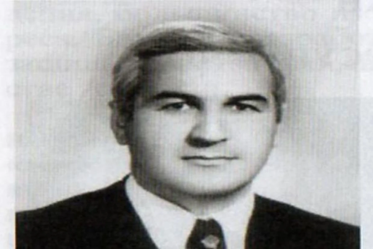 Sabiq nazir vəfat etdi