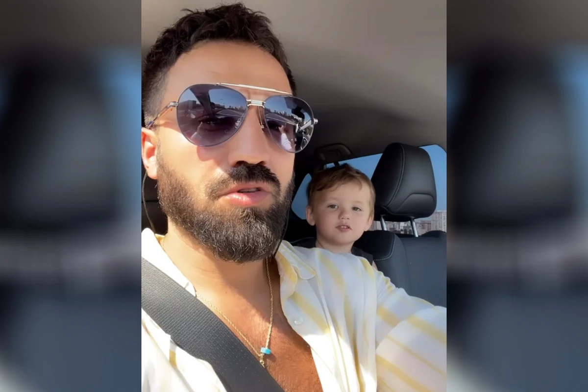 3 yaşlı oğlu Zamiqlə mahnı oxuyaraq onu təbrik etdi - VİDEO