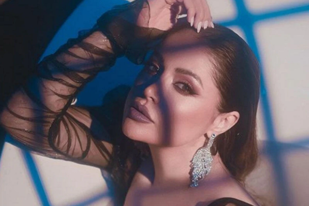 Nigar Camalın əyləncəli HOVUZ GÖRÜNTÜLƏRİ - FOTO/VİDEO