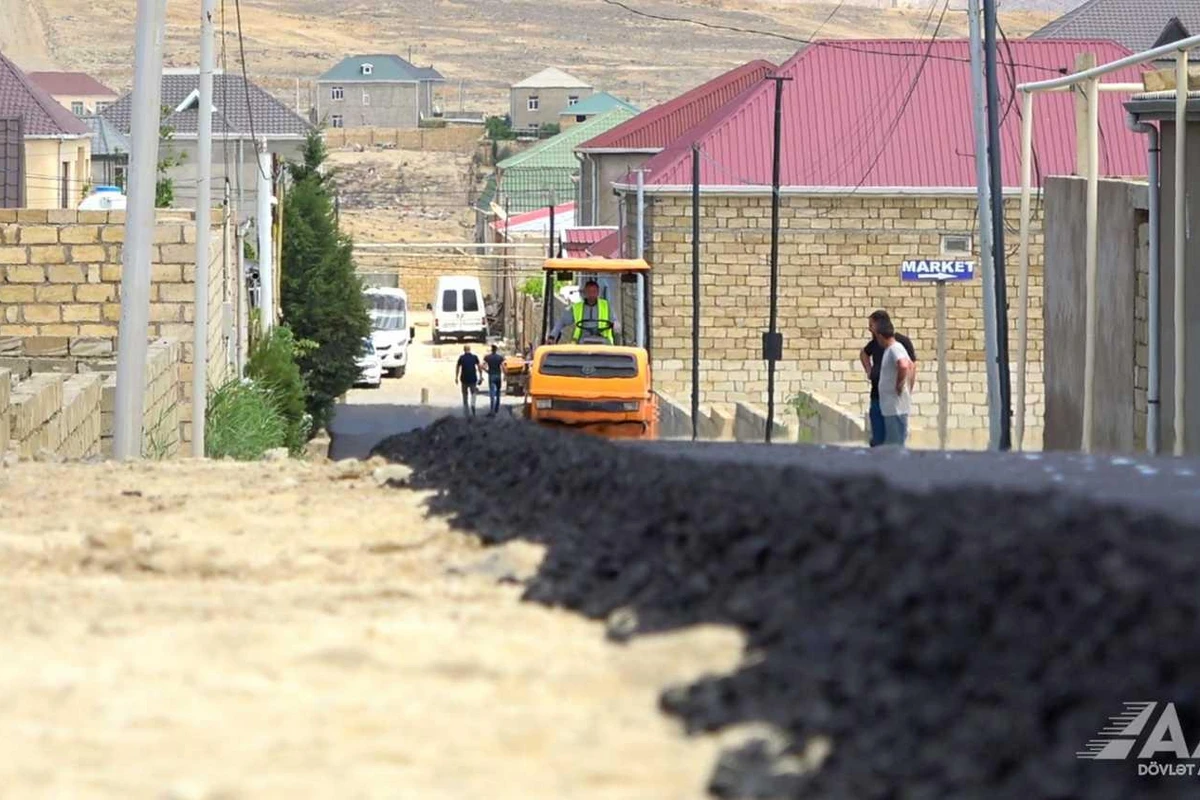 Lökbatan qəsəbəsinin küçələri təmir edilir - FOTO/VİDEO