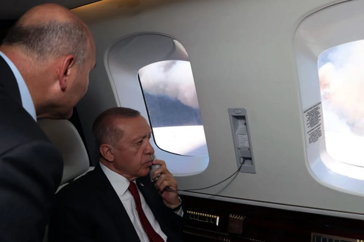 Türkiyədə meşə yanğını genişləndi, Ərdoğan əraziyə getdi - VİDEO Türkiyədə meşə yanğını genişləndi, Ərdoğan əraziyə getdi - VİDEO