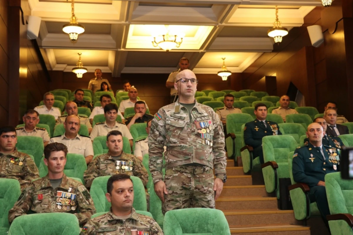 Hərbi Prokurorluqda qazilərlə görüş olub - FOTO Hərbi Prokurorluqda qazilərlə görüş olub - FOTO