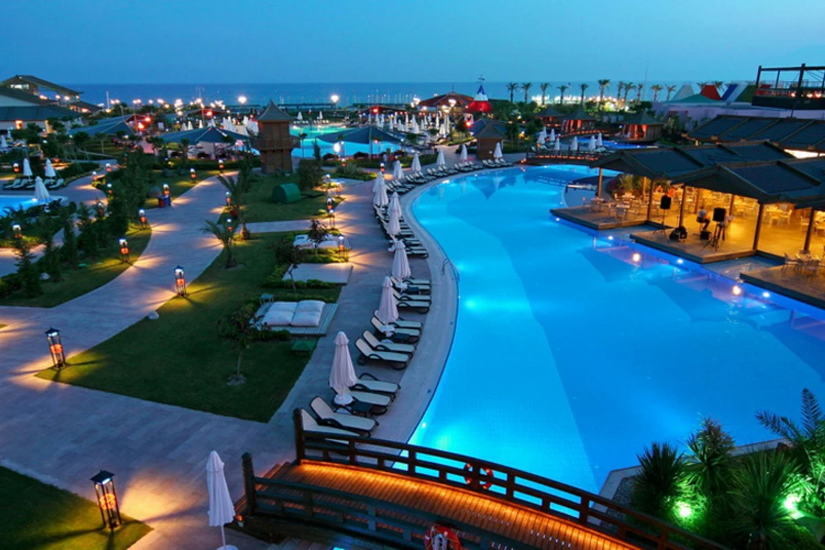 Bölgələrdə otel qiymətləri niyə bahadır? - 300-2000 AZN - VİDEO Bölgələrdə otel qiymətləri niyə bahadır? - 300-2000 AZN - VİDEO