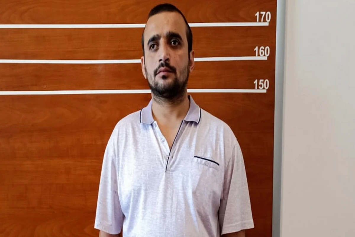 Bakı, Xırdalan və Gəncədə sakinləri aldadan şəxs tutuldu - VİDEO Bakı, Xırdalan və Gəncədə sakinləri aldadan şəxs tutuldu - VİDEO