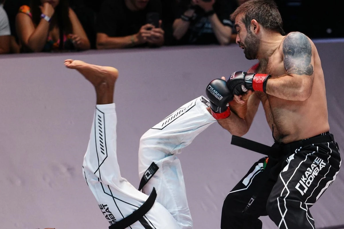 Rafael Ağayev “Karate Combat”da Deyvi Donaya qalib gəldi - VİDEO Rafael Ağayev “Karate Combat”da Deyvi Donaya qalib gəldi - VİDEO