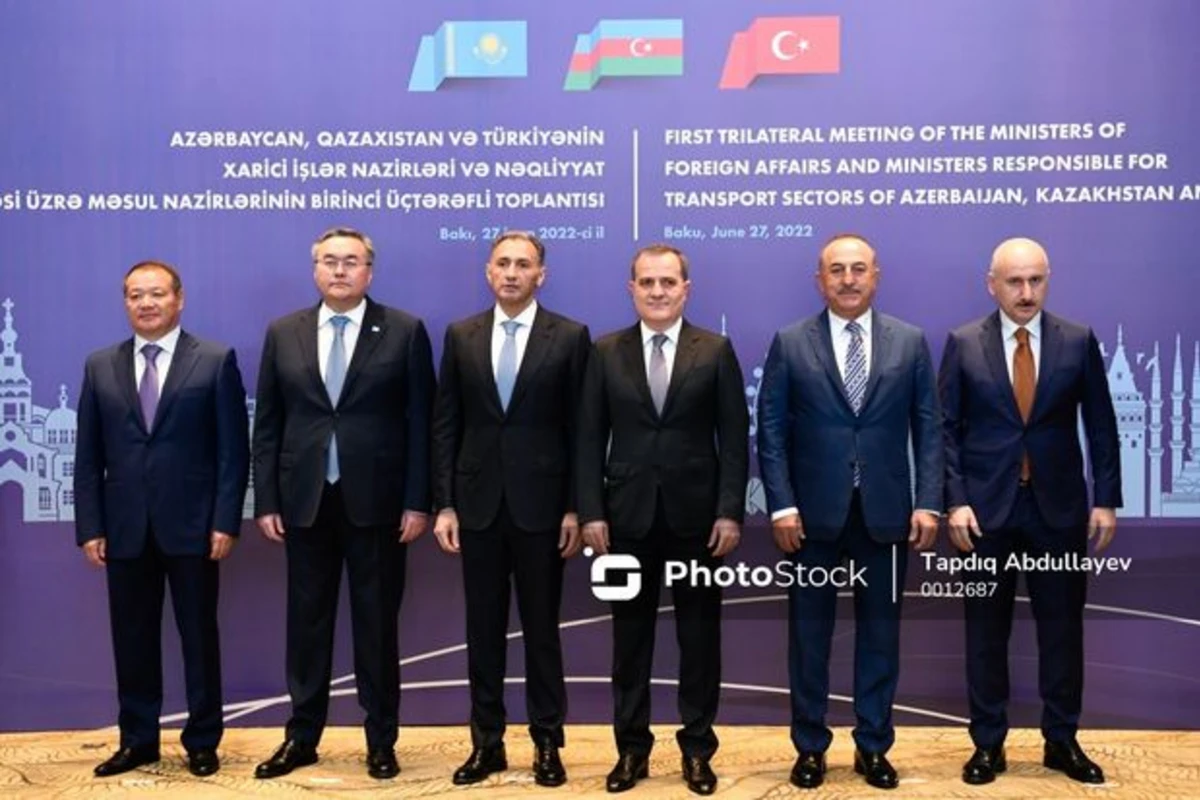 Azərbaycan, Türkiyə və Qazaxıstanın nazirləri Bakı Bəyannaməsi imzaladılar