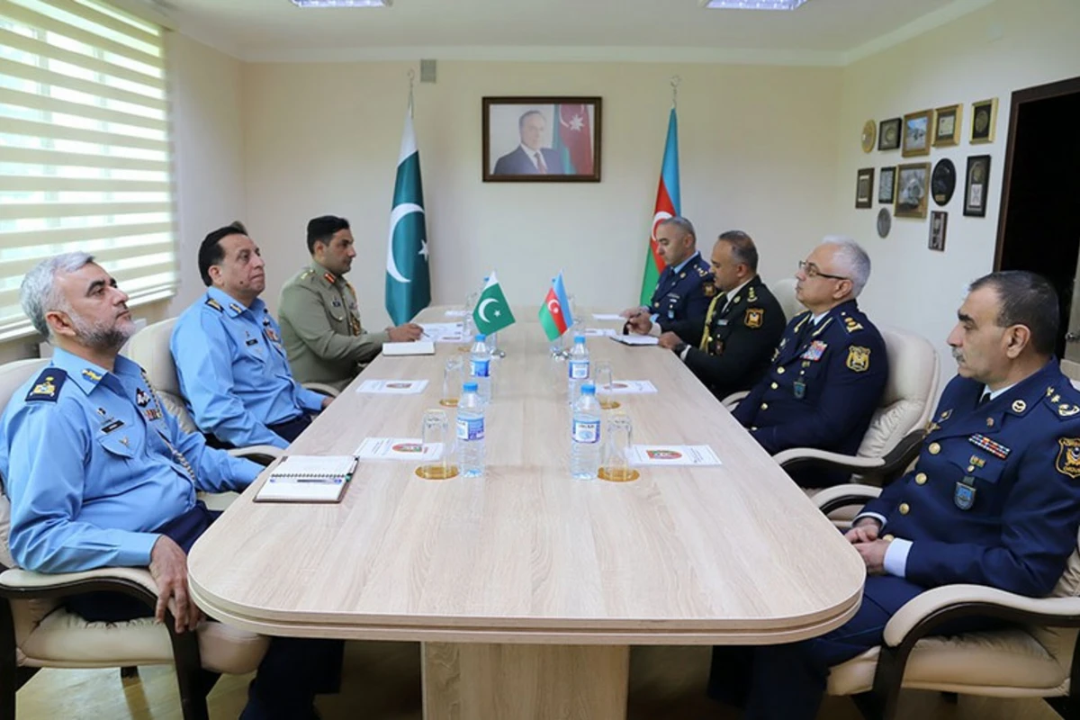 Azərbaycan və Pakistan HHQ-ləri arasında əməkdaşlığın genişləndirilməsi müzakirə edildi