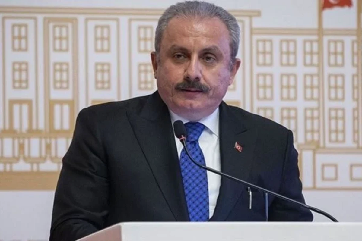 Mustafa Şentop Bakıda səfərdədir