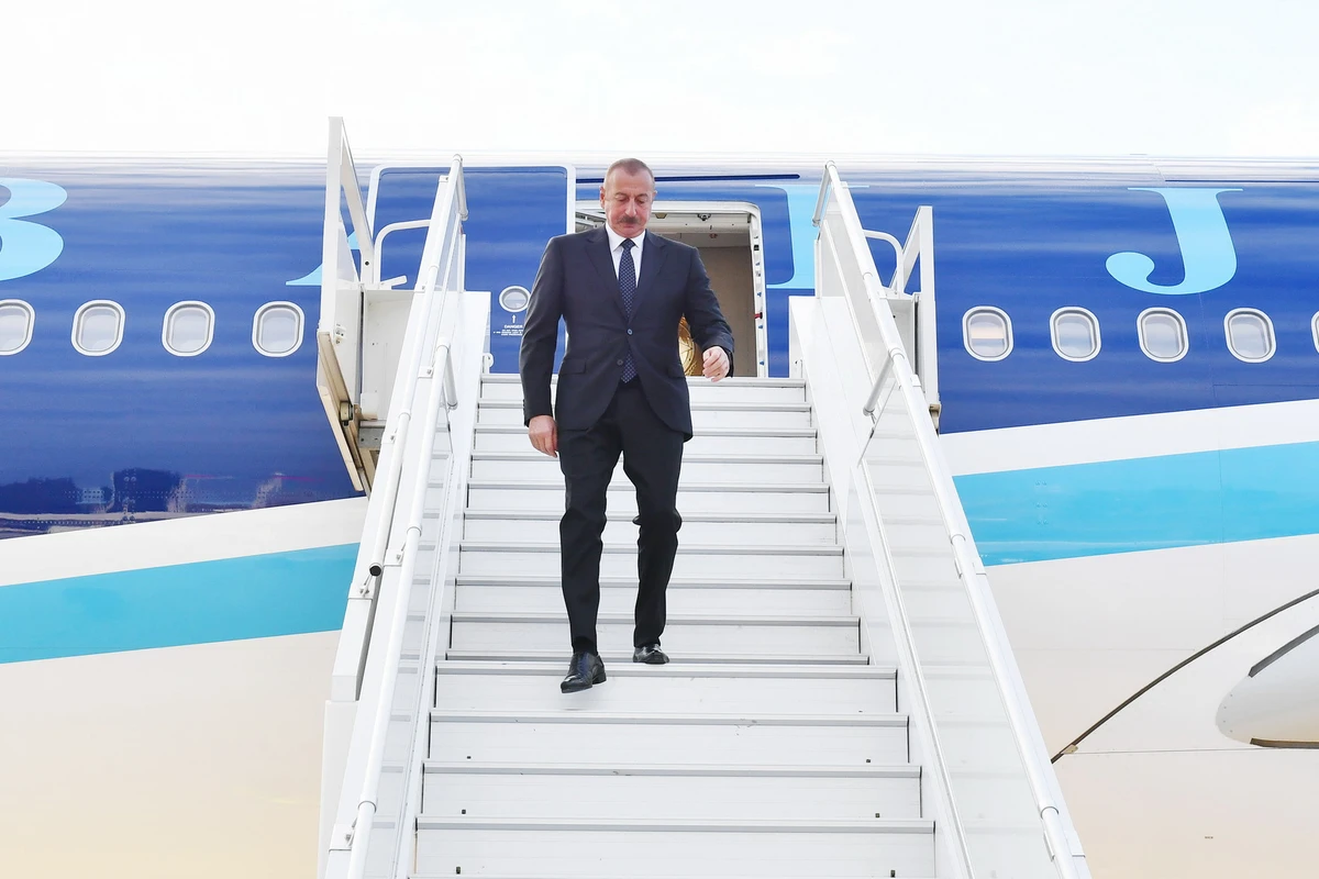 Prezident İlham Əliyevin Türkmənistana səfəri başa çatıb Prezident İlham Əliyevin Türkmənistana səfəri başa çatıb