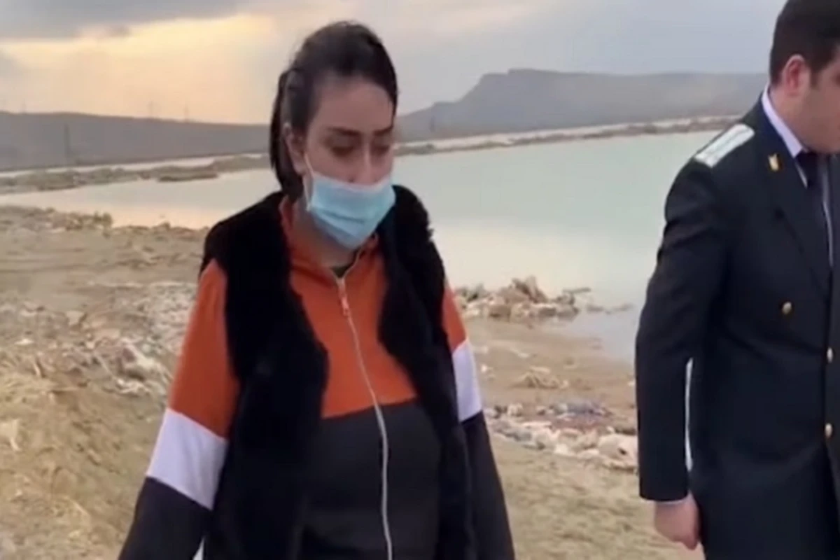Bakıda əri ilə əlbir olub ögey anasını baltaladı və gölməçəyə atdı - DƏHŞƏTLİ QƏTLİN TƏFƏRRÜATI