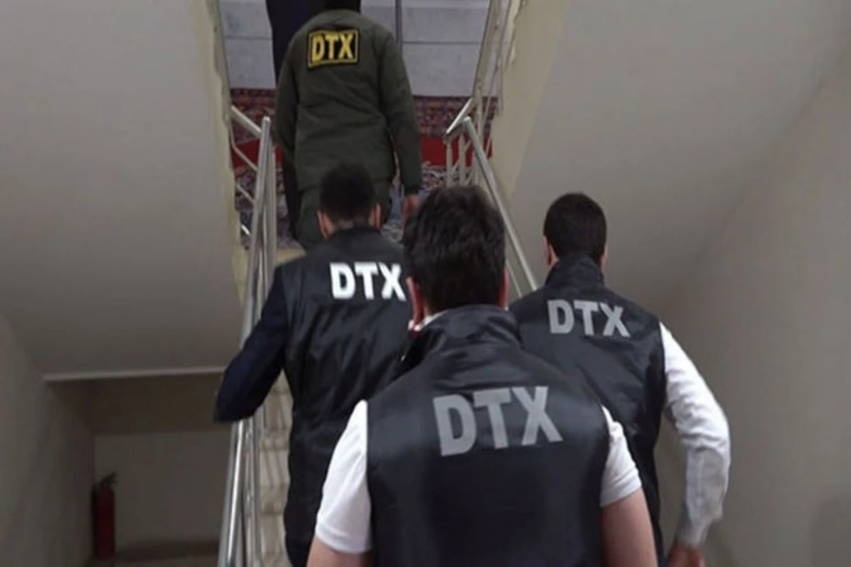 Gömrük Komitəsində daha bir əməliyyat - Rəis müavinləri saxlanıldı Gömrük Komitəsində daha bir əməliyyat - Rəis müavinləri saxlanıldı