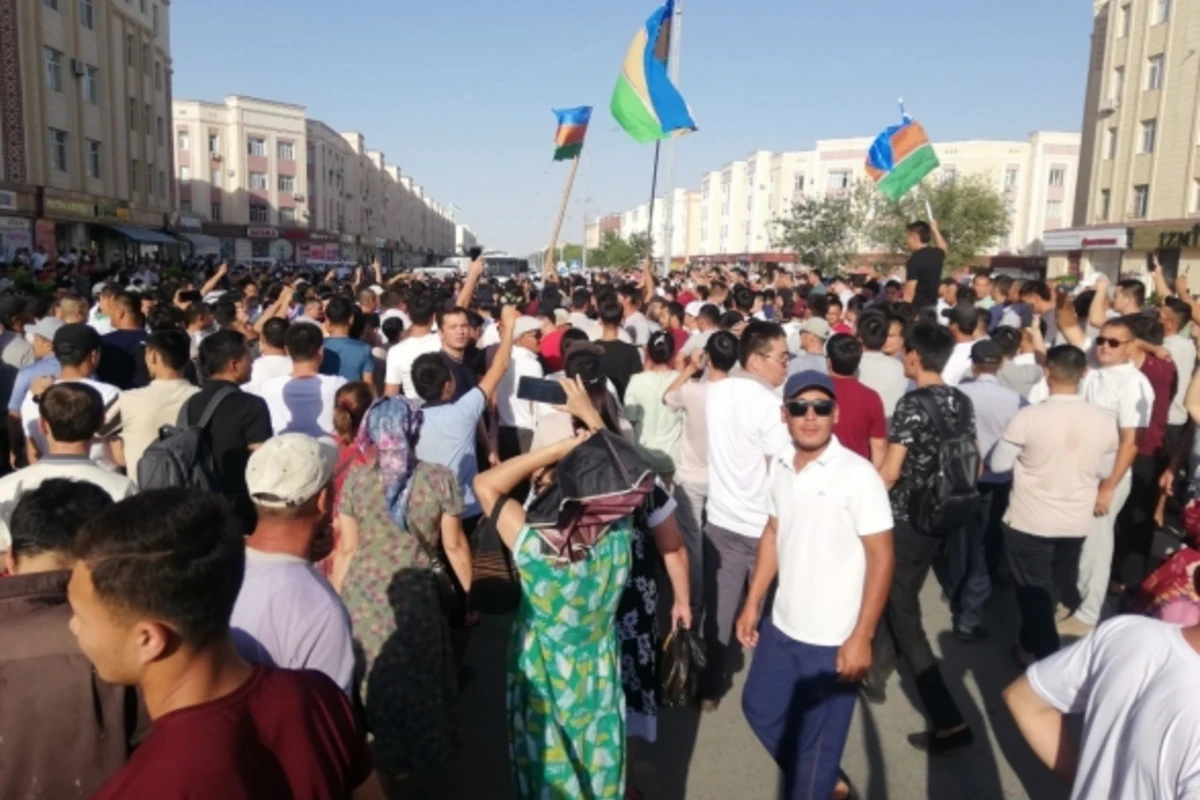 Узбекистан охватили массовые протесты - ВИДЕО