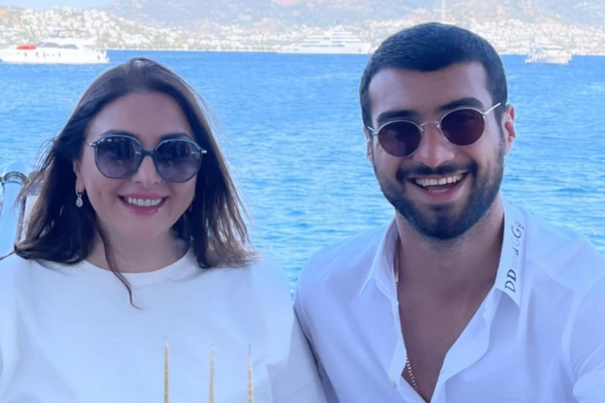 Anası Mahir Emreli ilə görüntülərini paylaşıb, onu təbrik etdi - FOTO