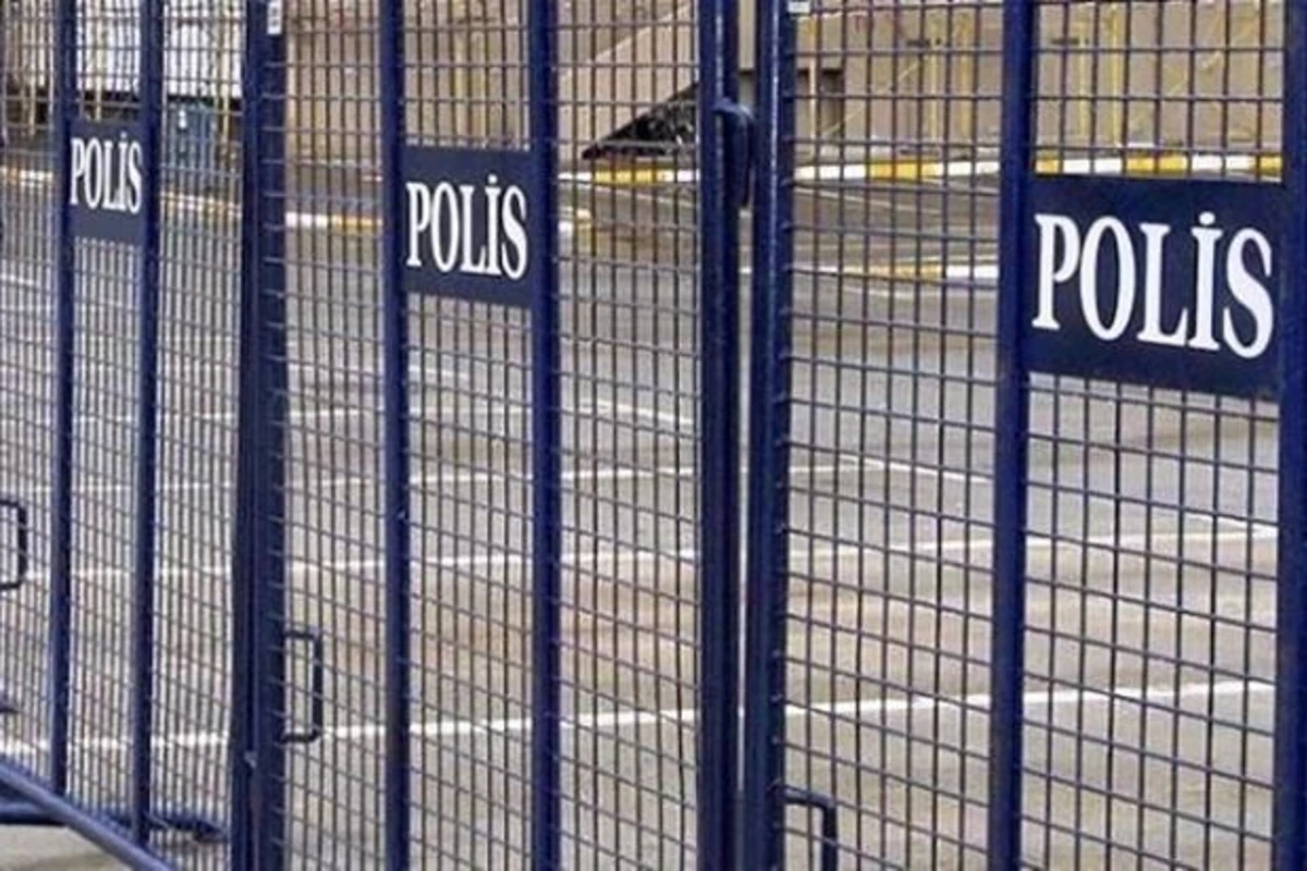 Türkiyənin üç kəndində küçəyə çıxmaq qadağan edildi - SƏBƏB Türkiyənin üç kəndində küçəyə çıxmaq qadağan edildi - SƏBƏB