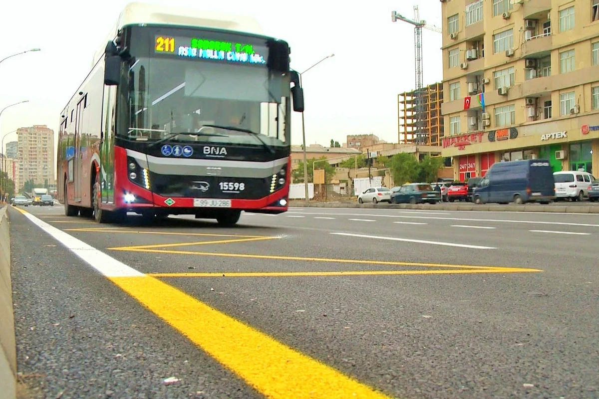 Сотрудник BakuBus получил ножевое ранение в сердце