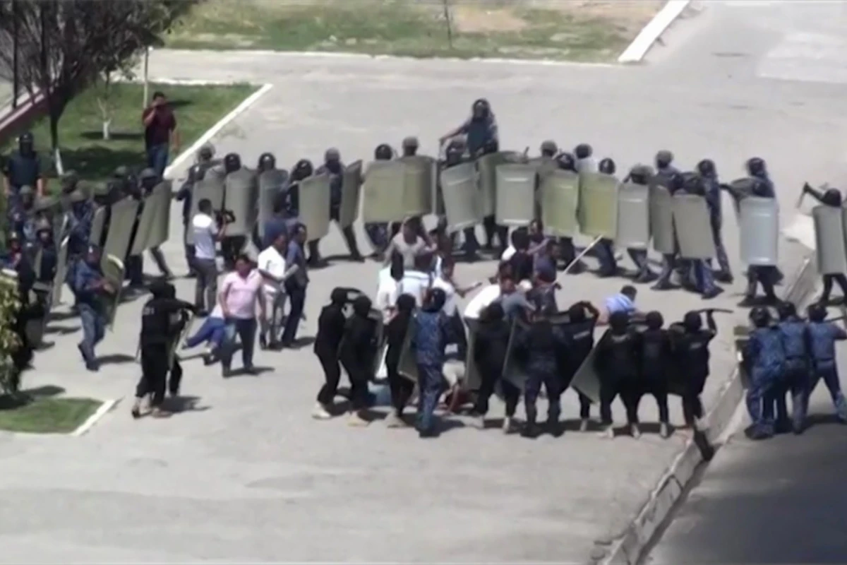 Özbəkistandakı aksiyalarda 18 nəfər ölüb, 243 nəfər yaralanıb