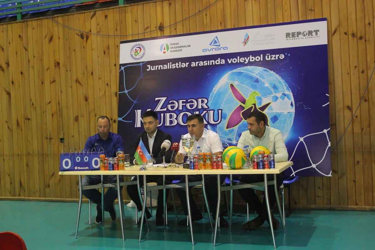 Voleybol üzrə Zəfər Kubokunun püşkü atıldı - FOTO Voleybol üzrə Zəfər Kubokunun püşkü atıldı - FOTO