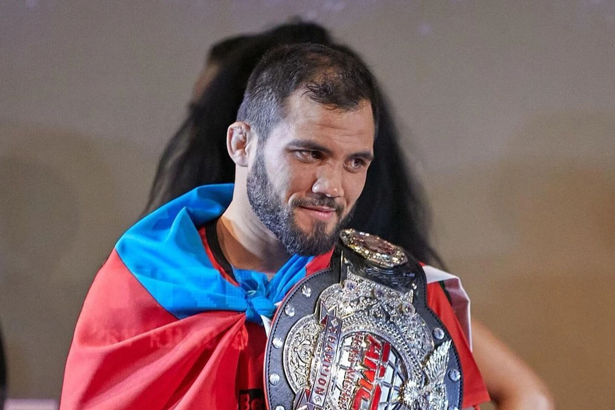 Azərbaycanlı idmançı UFC-də çıxış edəcək Azərbaycanlı idmançı UFC-də çıxış edəcək