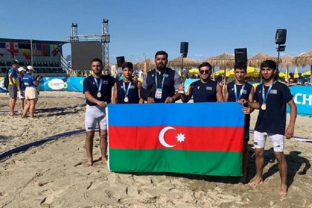 Сборная Азербайджана по пляжной борьбе стала чемпионом Европы - ФОТО
