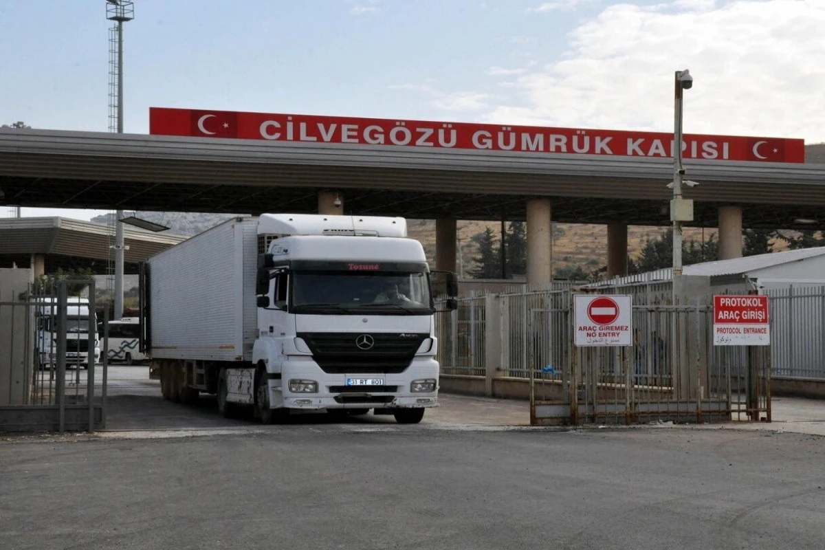 Rusiya Suriyaya humanitar yardım aparılması qərarına veto qoydu
