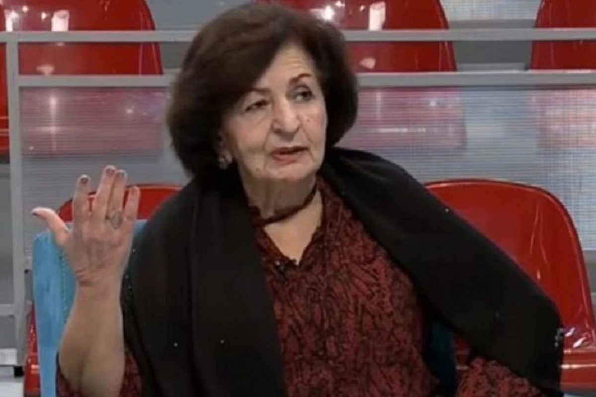 Kübra Əliyeva iflic olmasından danışdı: “Allah çörək qazandığım üzümü əydi” - VİDEO