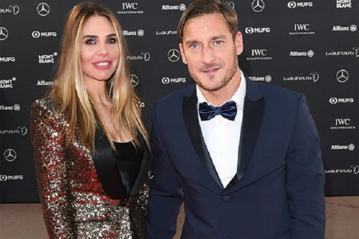 Totti 17 illik həyat yoldaşından boşanır