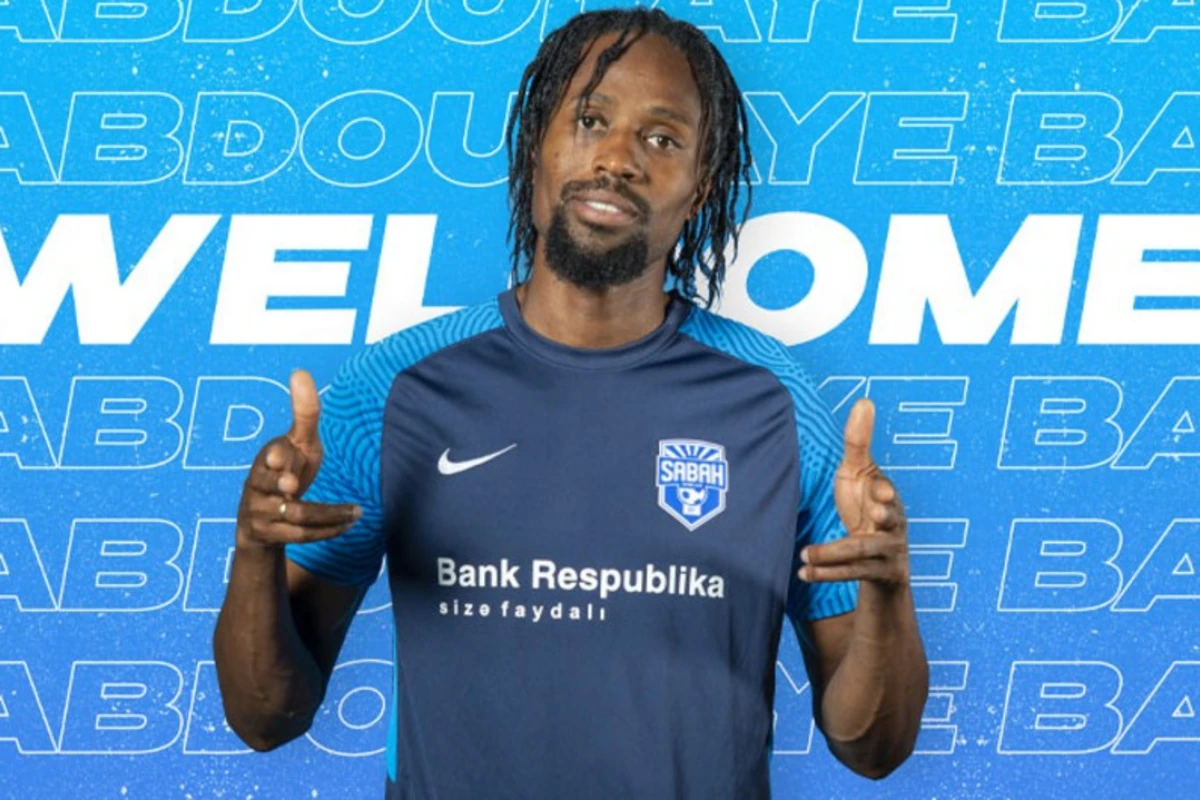 Sabah Fənərbağça və Portunun sabiq futbolçusunu heyətinə qatdı