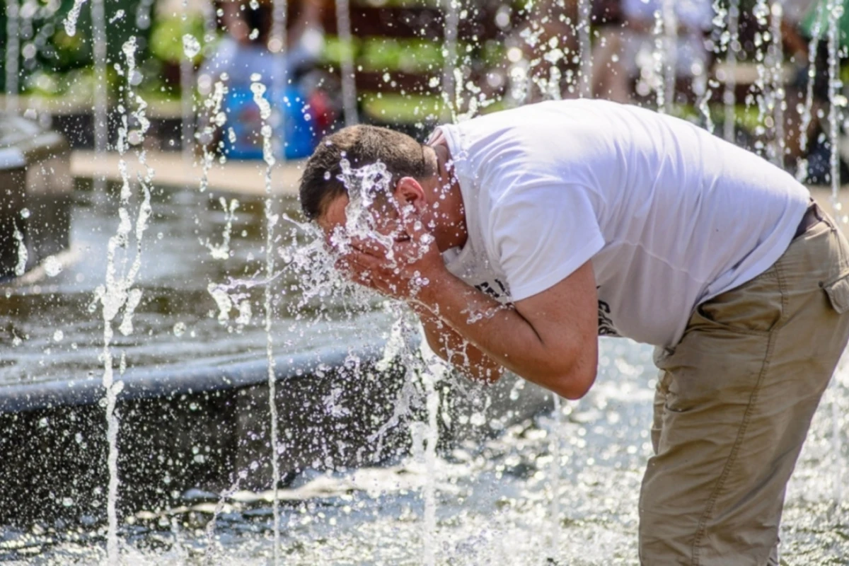 İsti hava şəraitinin davam edəcəyi müddət açıqlandı