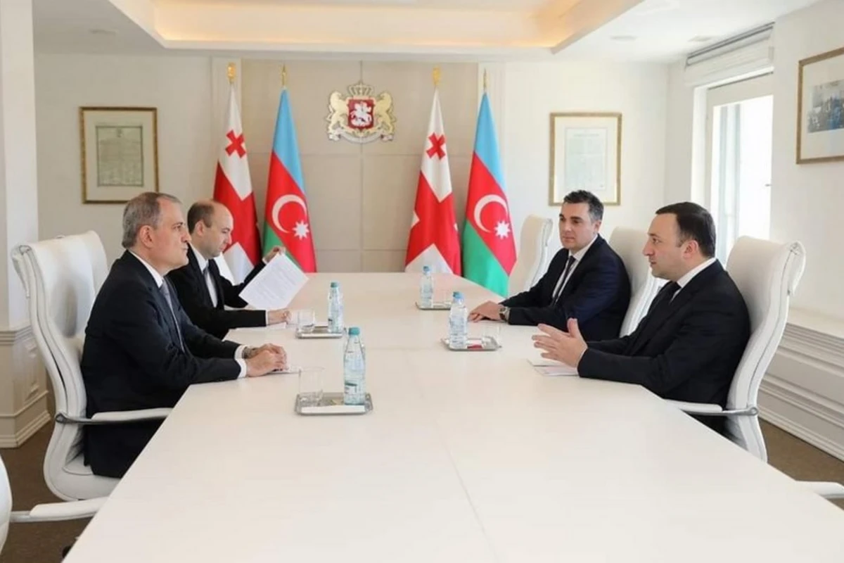 Qaribaşvili: “Azərbaycan və Ermənistan XİN başçılarının Tbilisi görüşünün uğurla keçəcəyinə ümidvaram”