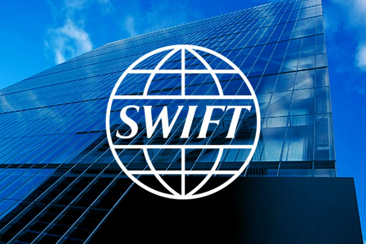 В РФ хотят отказаться от SWIFT