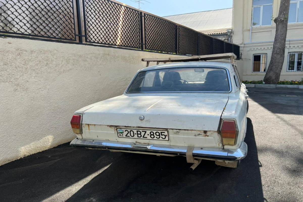 Gəncədə avtomobil qaçıran şəxs saxlanılıb - FOTO