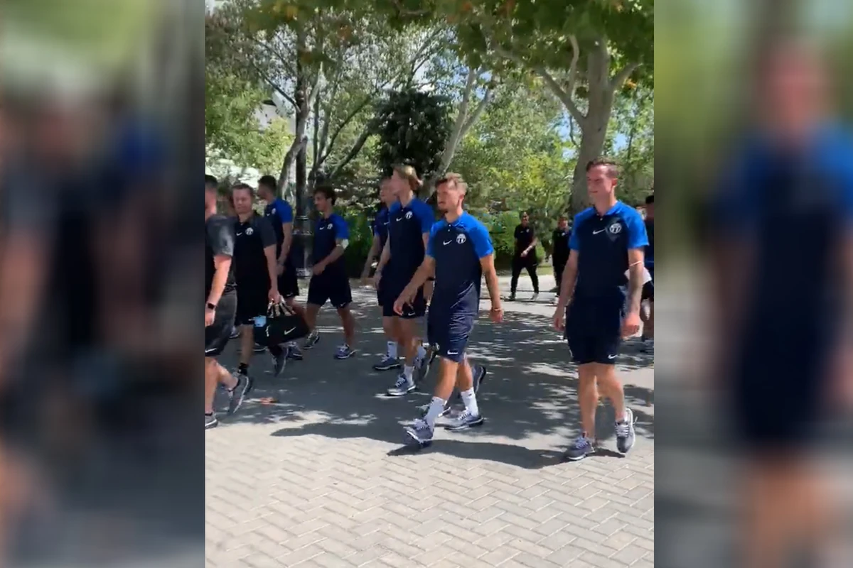 Sürixin futbolçuları Bakıda gəzintiyə çıxıb - VİDEO