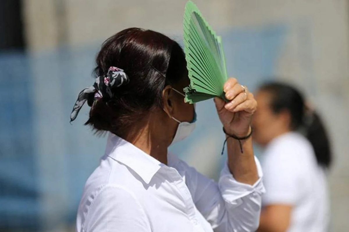 İspaniyada anomal istilər yüzlərlə nsanın həyatına son qoydu İspaniyada anomal istilər yüzlərlə nsanın həyatına son qoydu