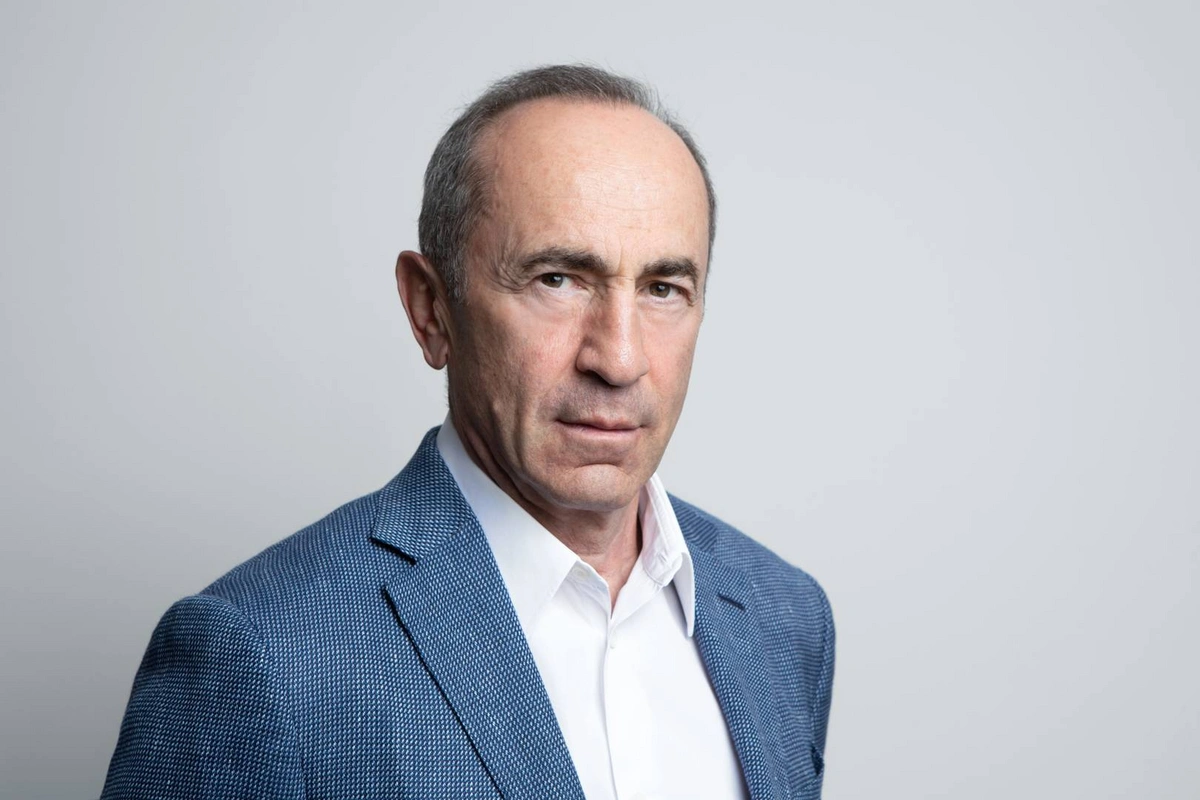 Robert Koçaryan koronavirusa yoluxub