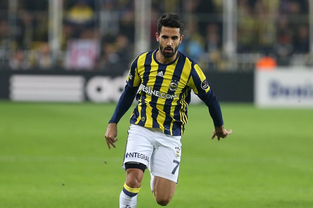 “Qarabağ” Fənərbağçanın sabiq futbolçusunu transfer edir? - RƏSMİ AÇIQLAMA - ÖZƏL