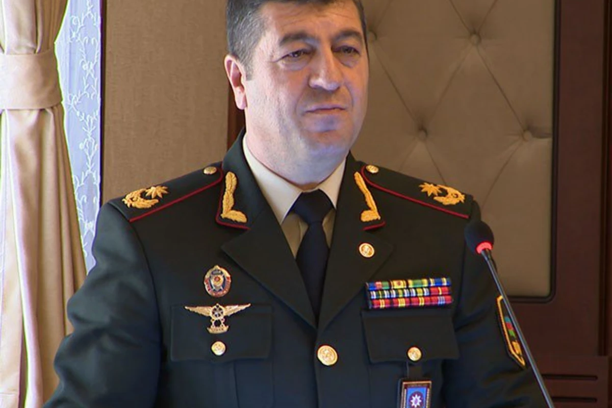 Bakıda məşhur generalla icra başçısı quda oldu: Gəlinə brilyant hədiyyə etdi