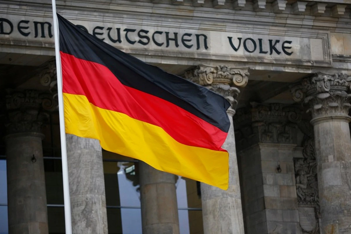 Welt: Германия тормозит поставки вооружения Украине