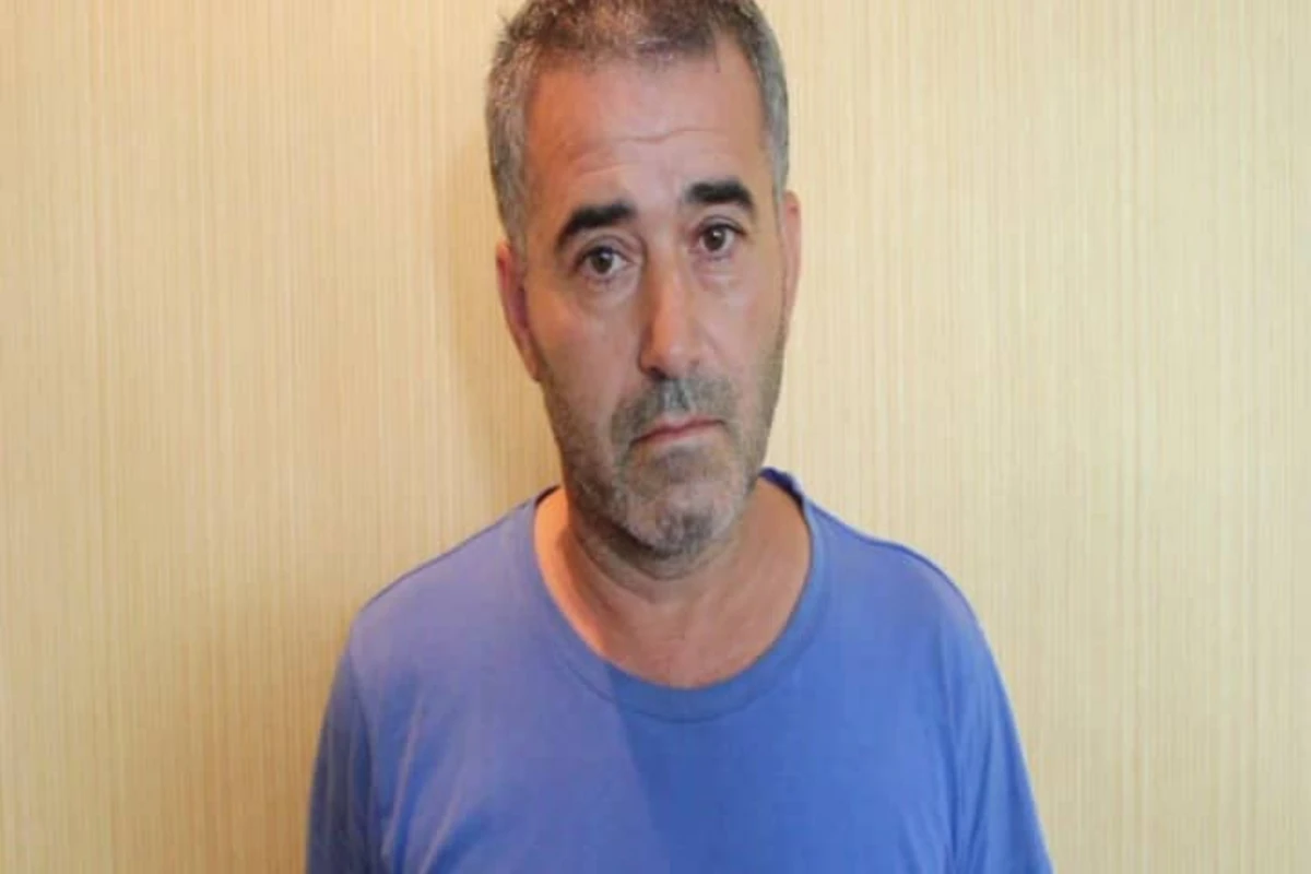 Narkotiki bankalara yığıb saxlayan şəxs ƏLƏ KEÇDİ - FOTO