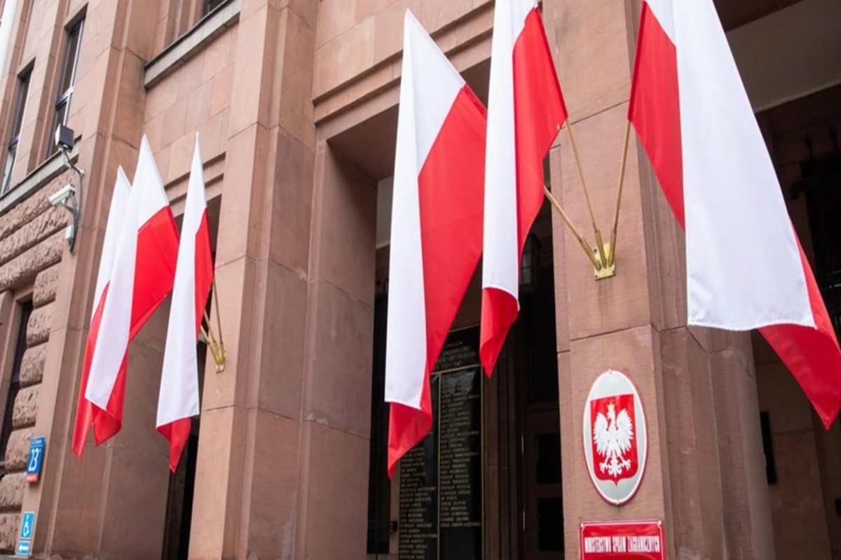 Polşa XİN Rusiya və Belarus diplomatları ilə tədbirlərdə iştirakdan imtina etdi