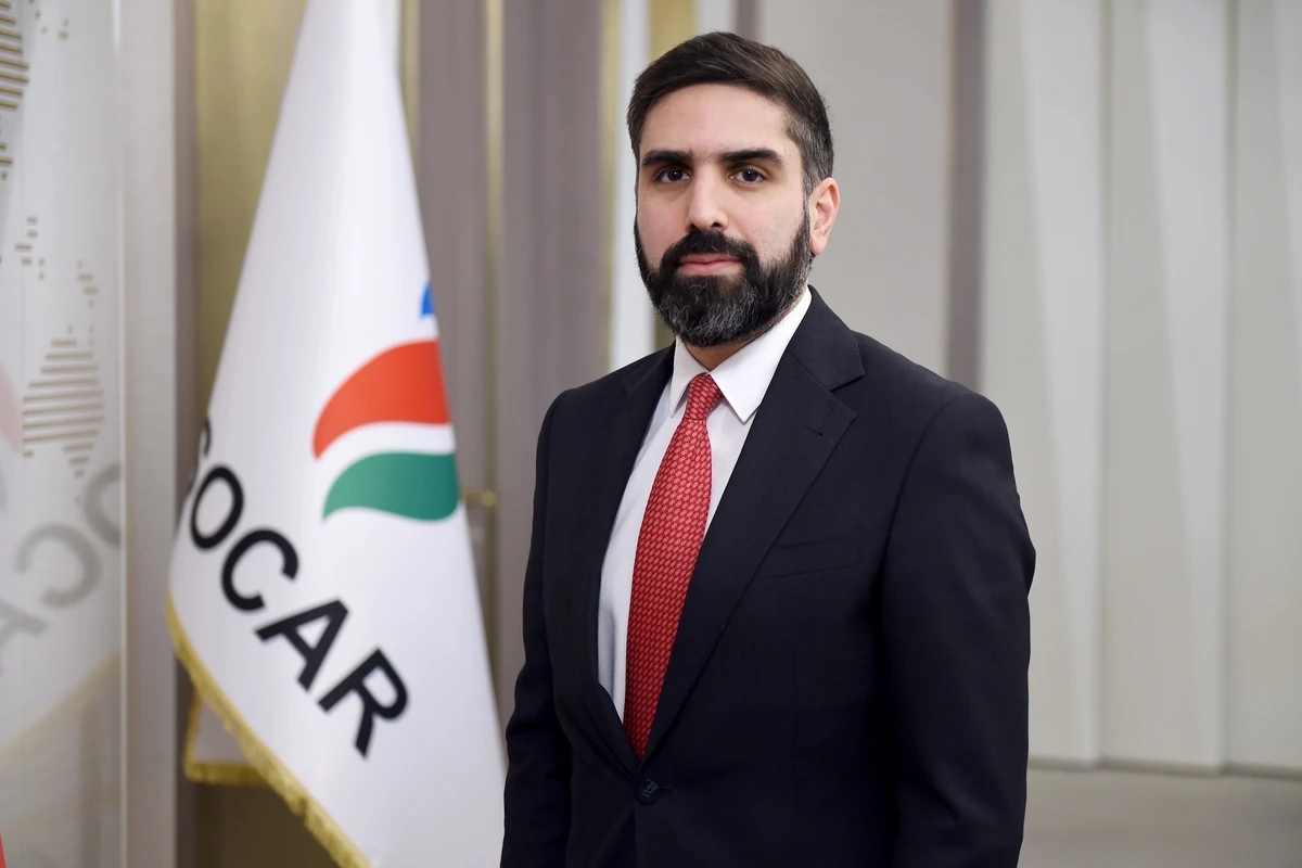 Rövşən Nəcəf Azərbaycan Əlifbası və Azərbaycan Dili Günü ilə bağlı paylaşım edib - FOTO