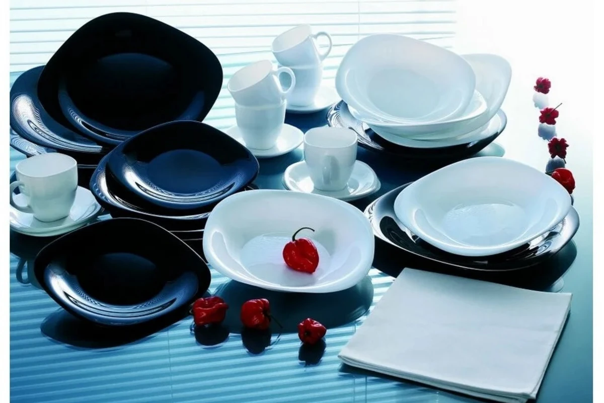 Названы опасные болезни, которыми можно заразиться через посуду