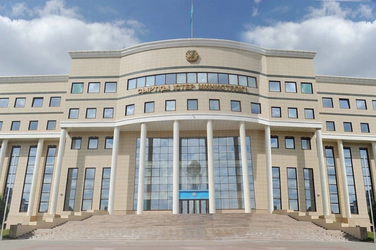 Qazaxıstan XİN Azərbaycanın Londondakı səfirliyinə hücumu pisləyib Qazaxıstan XİN Azərbaycanın Londondakı səfirliyinə hücumu pisləyib