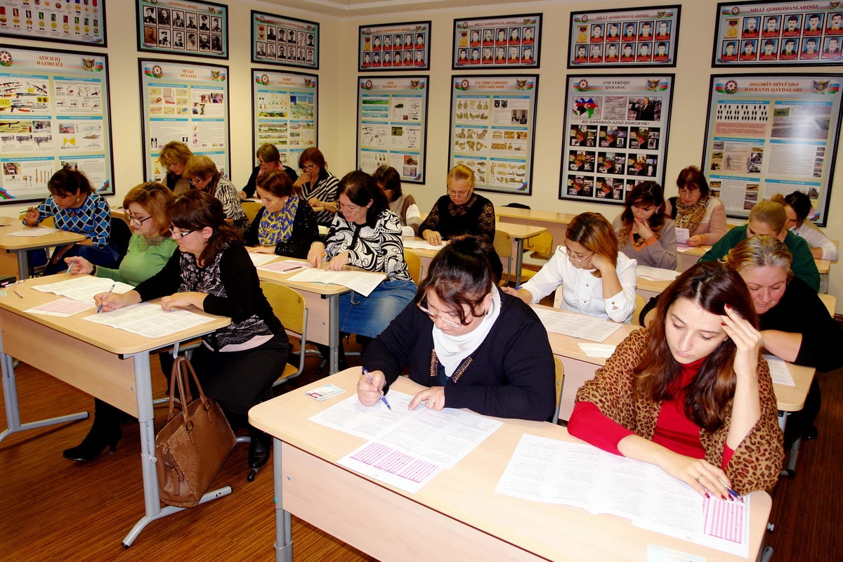 Uşaq musiqi məktəblərinə müəllimlərin işə qəbulu üzrə test imtahanı keçirildi