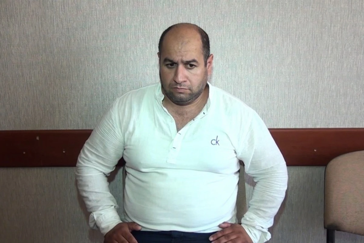 Tovuzda bankomatdan vətəndaşların pulunu oğurlayan şəxs saxlanılıb - VİDEO Tovuzda bankomatdan vətəndaşların pulunu oğurlayan şəxs saxlanılıb - VİDEO