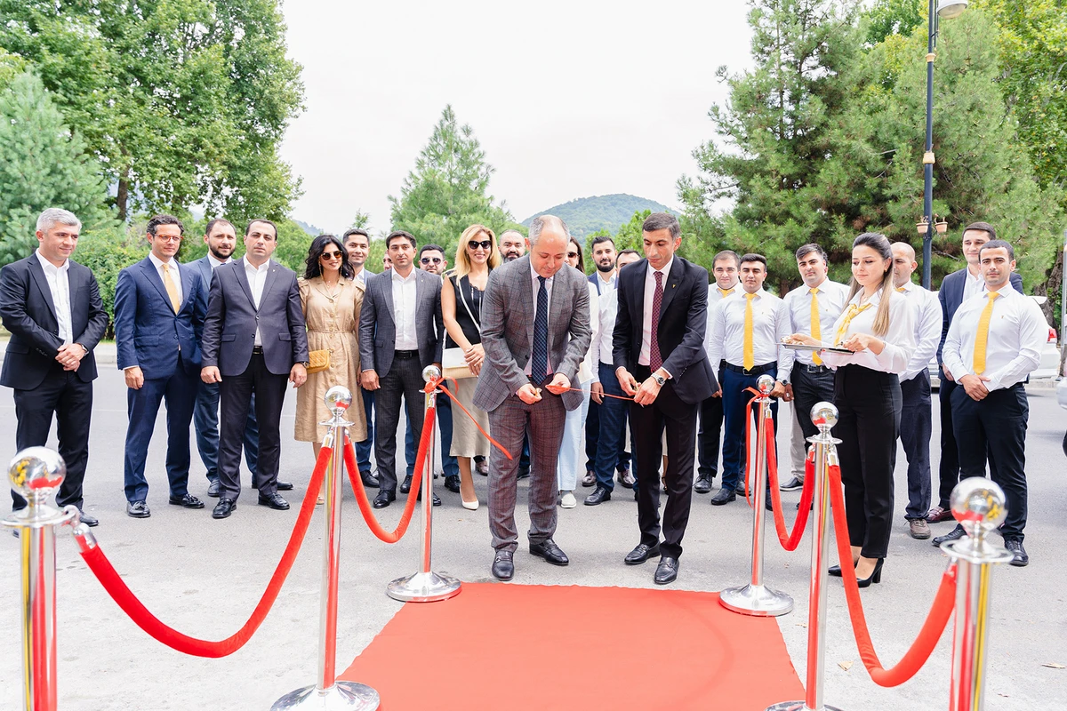 Yelo Bank artıq Qəbələdə - FOTO Yelo Bank artıq Qəbələdə - FOTO