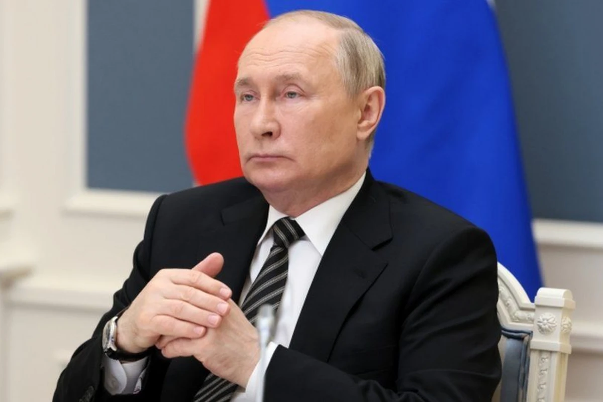 Putin Paşinyanla Ermənistan-Azərbaycan sərhədindəki vəziyyəti müzakirə etdi