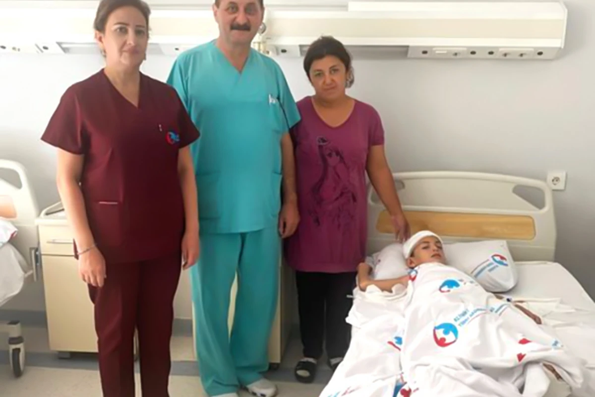 Üç gün komada qalan yeddi yaşlı uşağın həyatı xilas olunub
