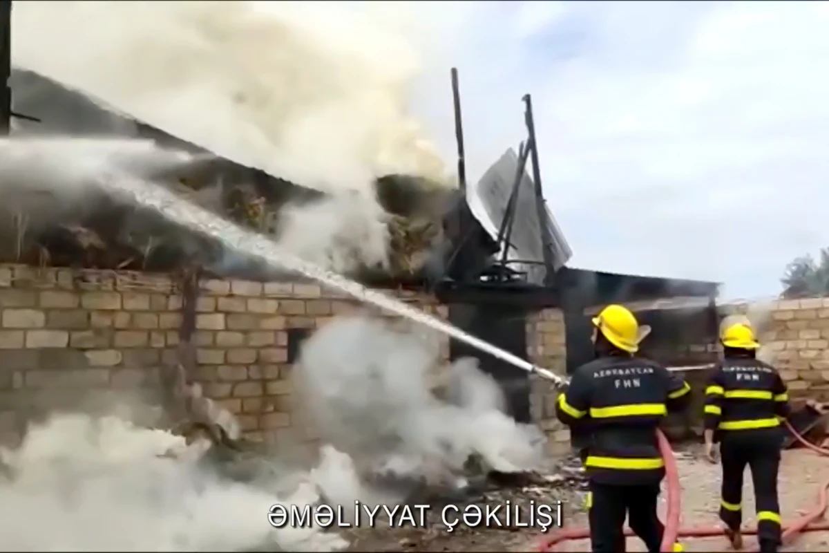 FHN yanan evi belə söndürdü - VİDEO