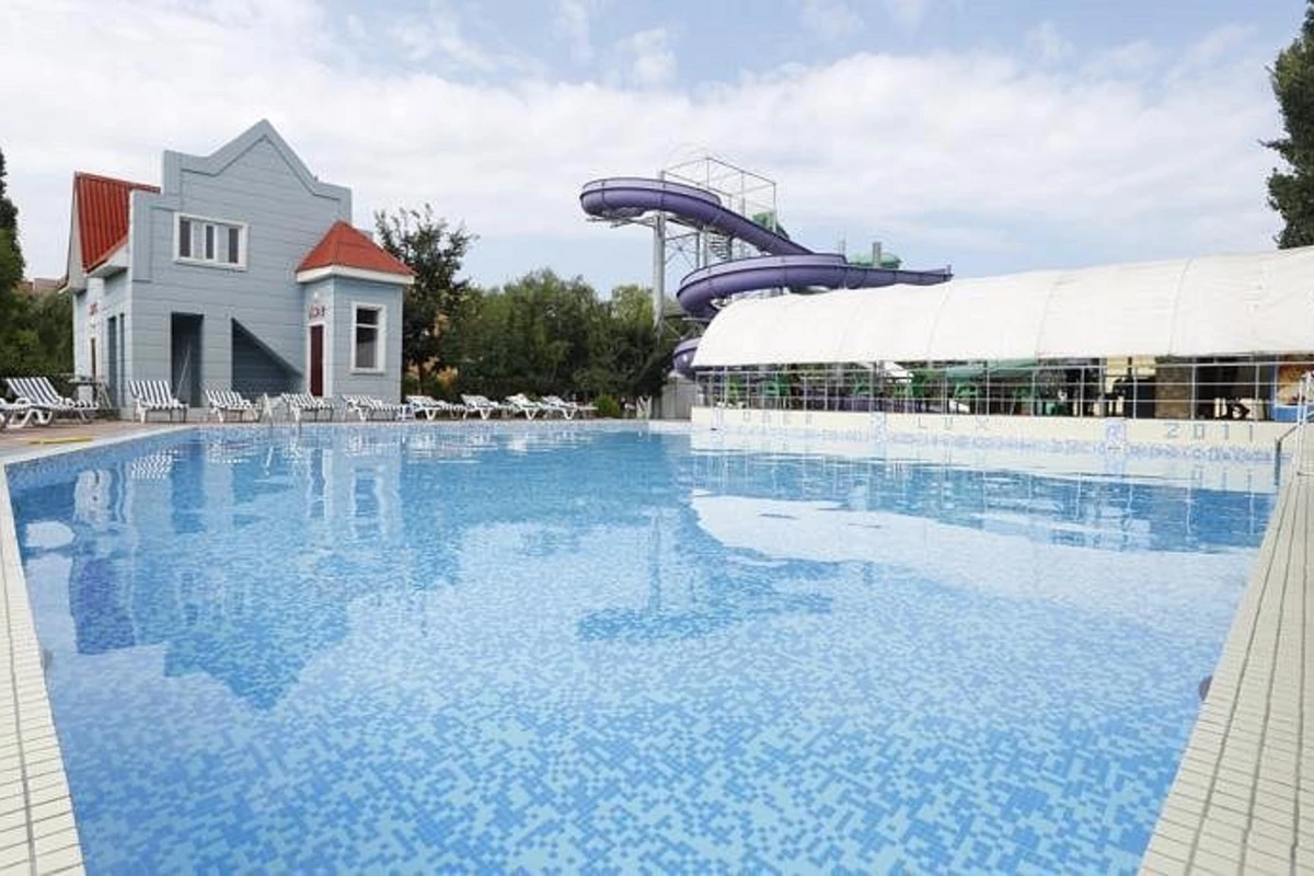 Müştərinin pulunu alıb, “girov saxlayan” “Oberlux Nabran” hotelindən AÇIQLAMA Müştərinin pulunu alıb, “girov saxlayan” “Oberlux Nabran” hotelindən AÇIQLAMA